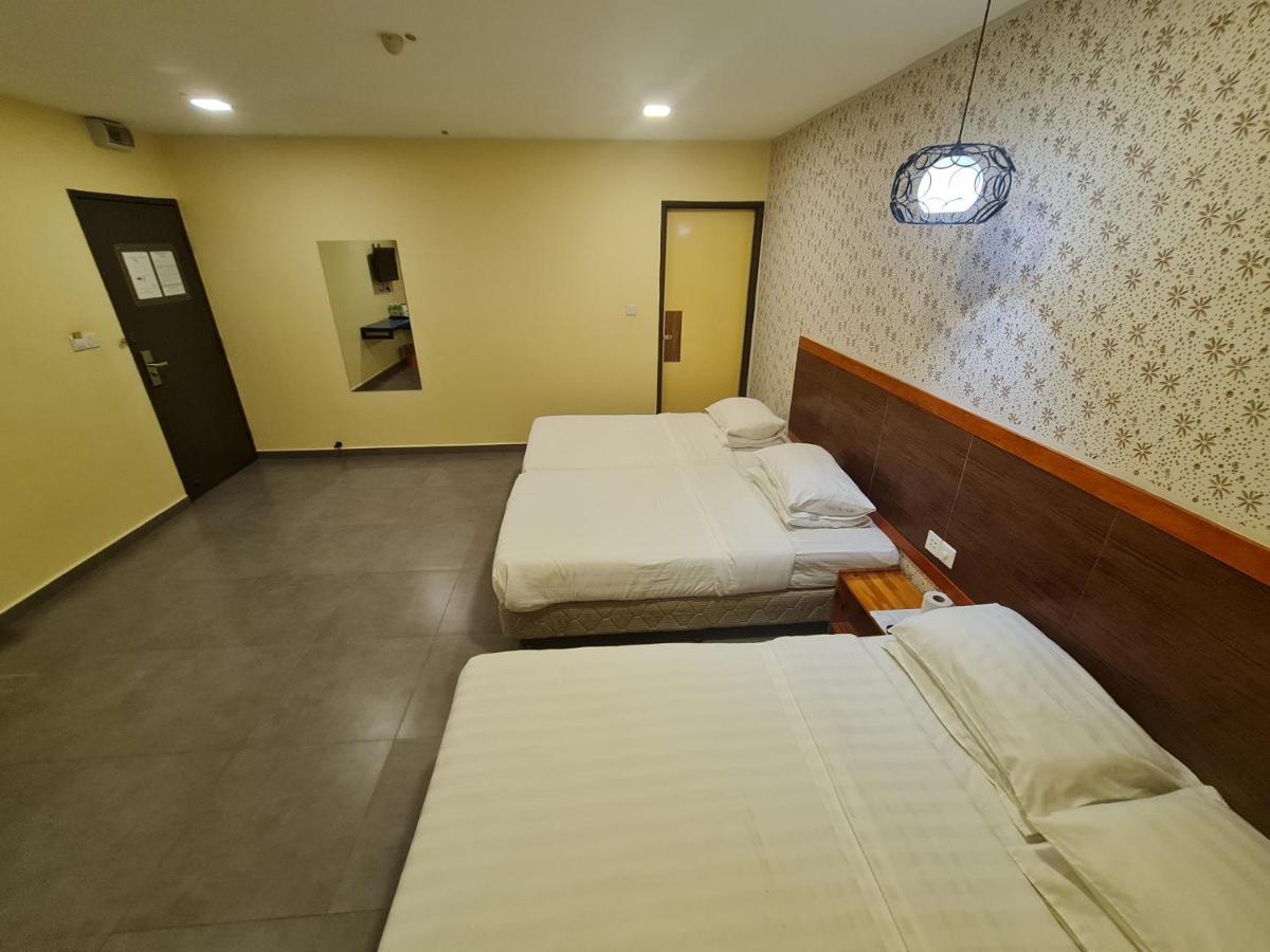 Hotel Bestari Kuala Lipis Exterior photo