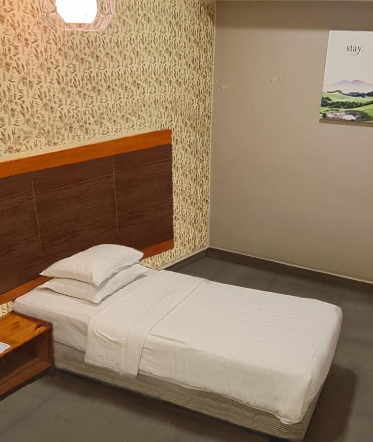 Hotel Bestari Kuala Lipis Exterior photo